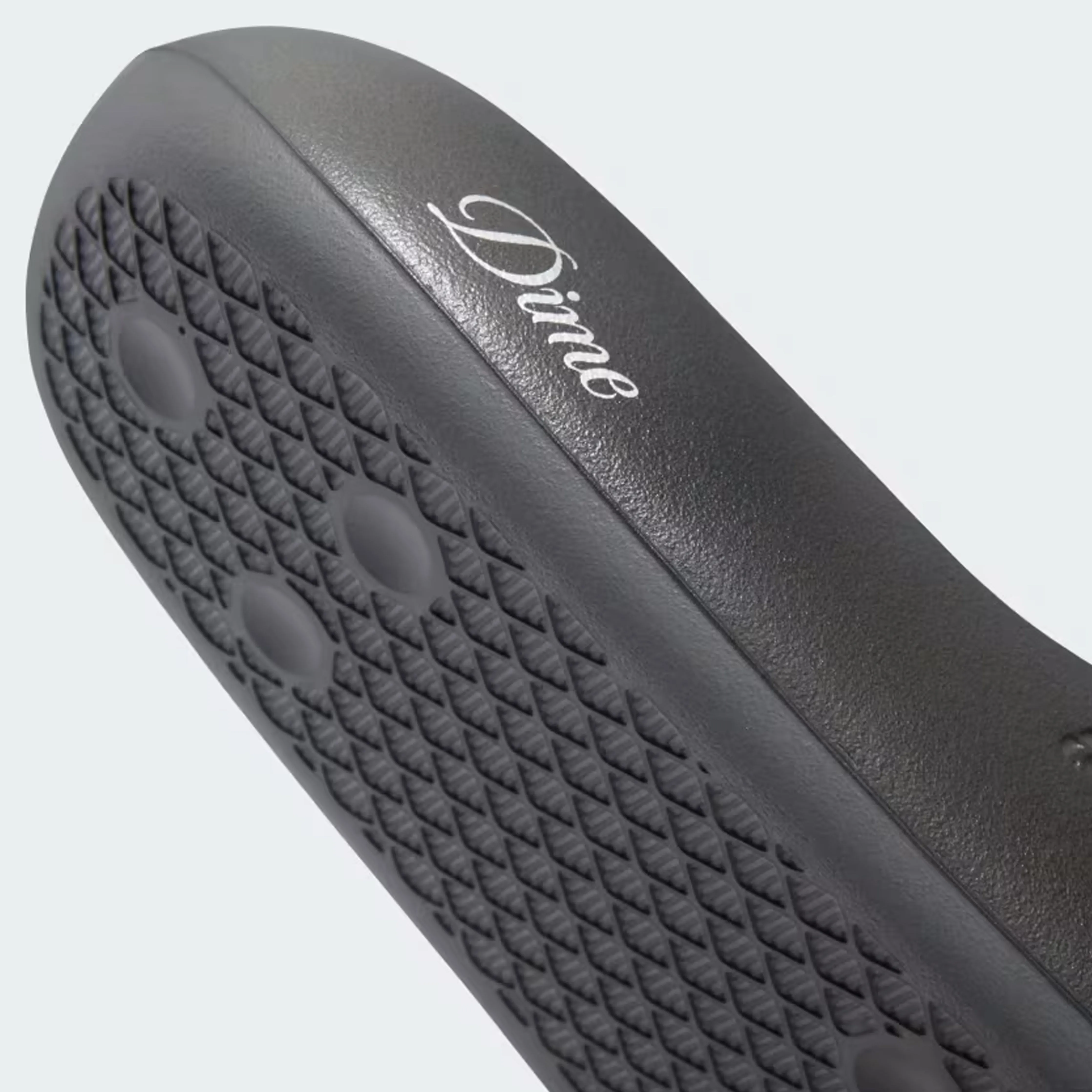 Adidas Skateboarding X Dime Ayoon Slides - Core Black / Vista Grey / Gold Metallic