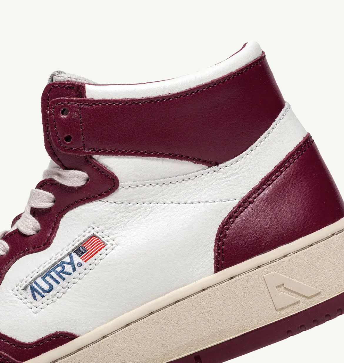 Autry Action Shoes Sneaker Medalist Mid Women white burgundy AUMWWB13