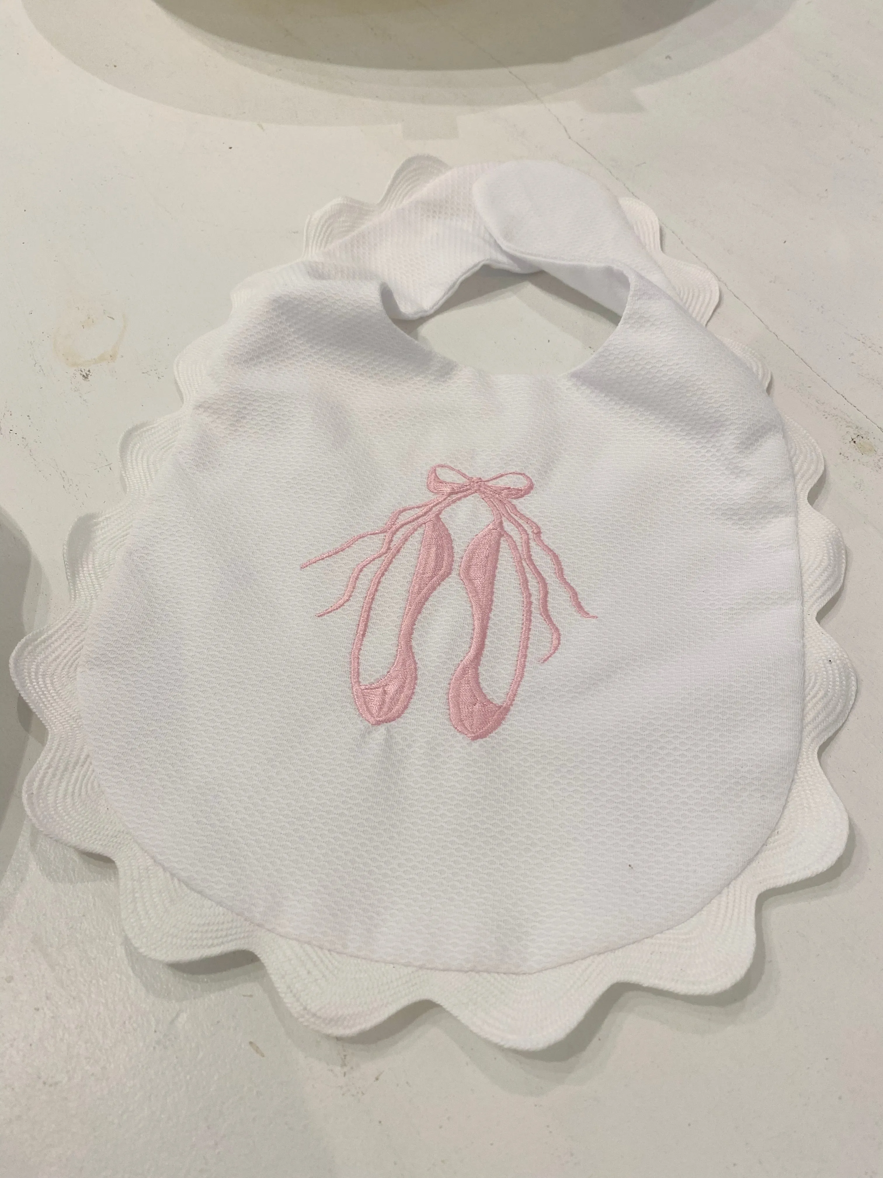 Ballerina Shoes Bib