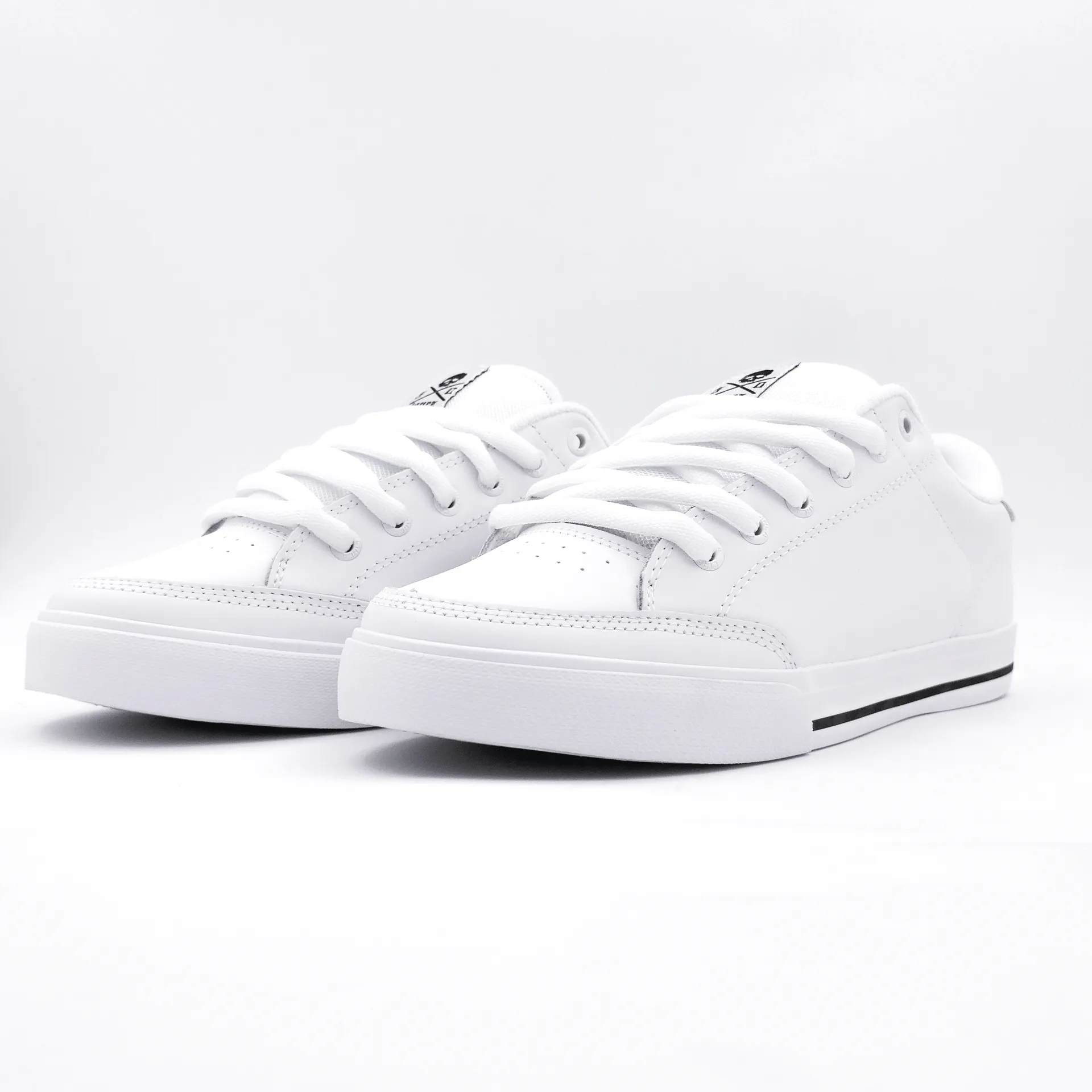 LOPEZ 50-WHITE/BLACK