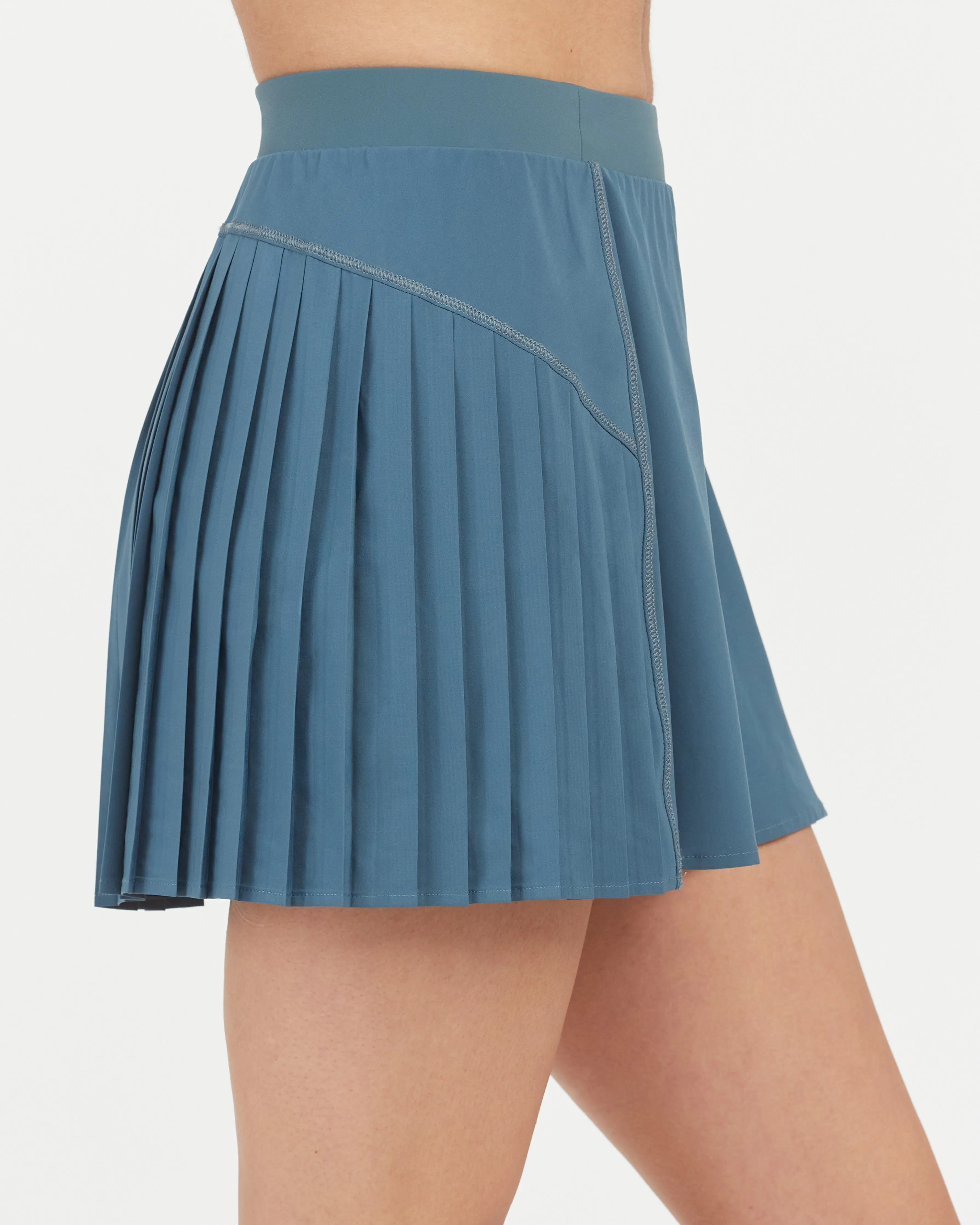 The Get Moving Pleated 14" Skort