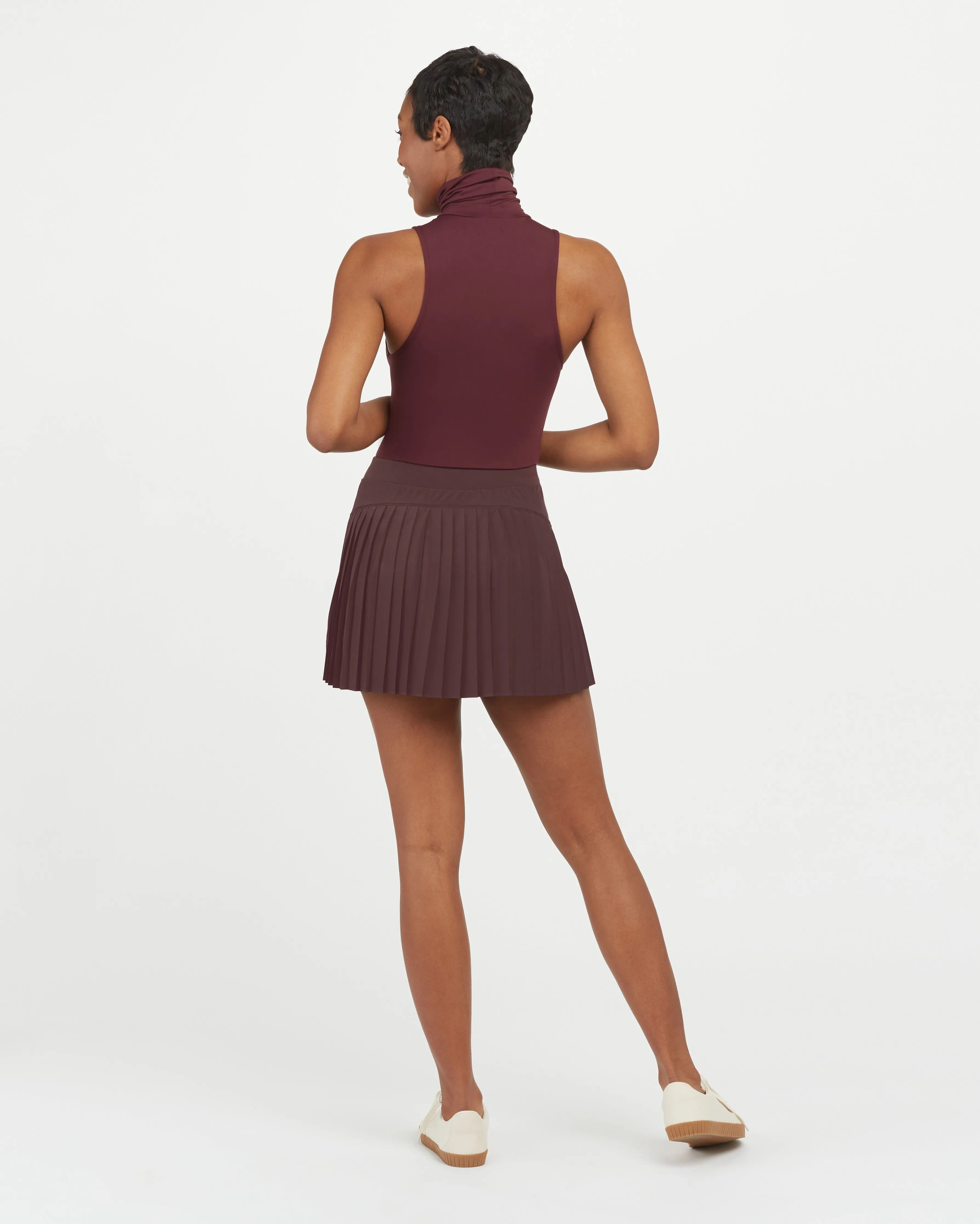 The Get Moving Pleated 14" Skort