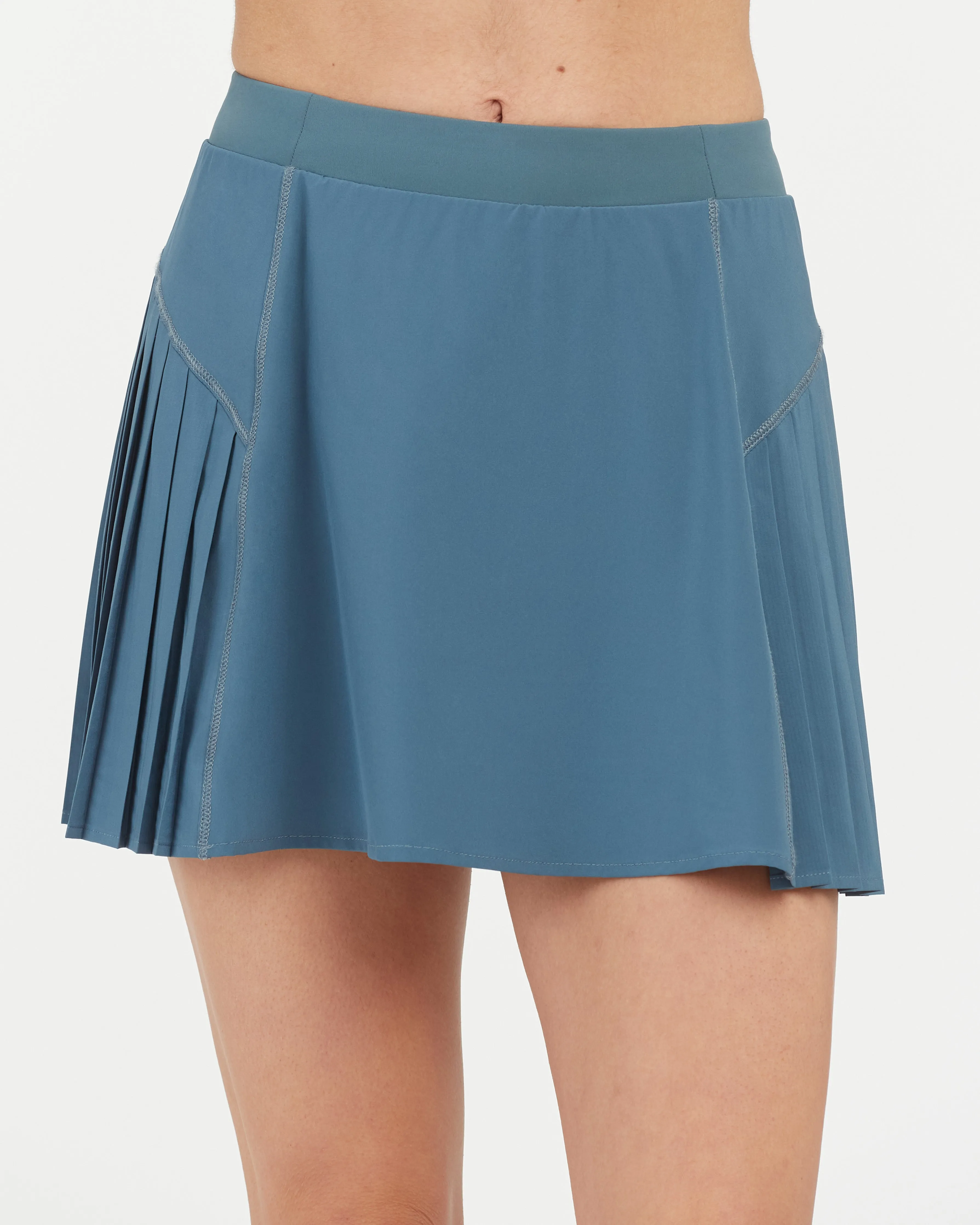 The Get Moving Pleated 14" Skort